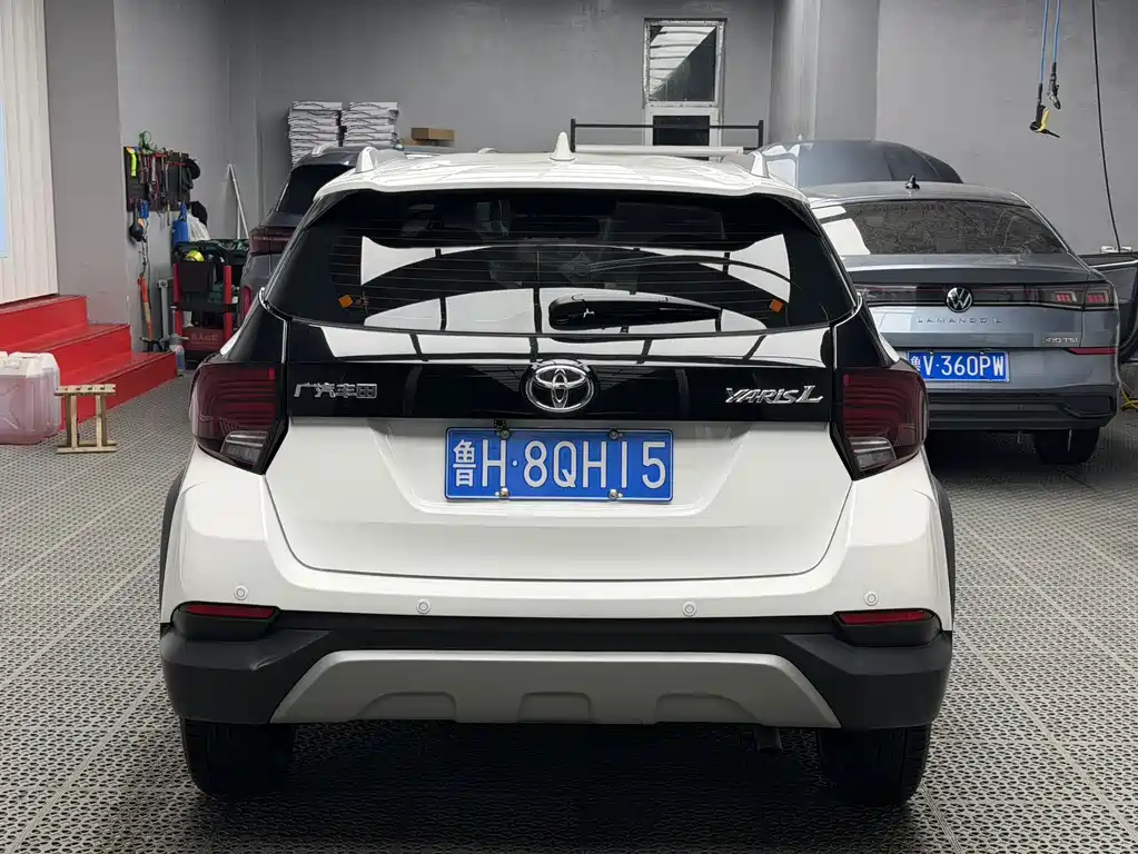 TOYOTA YARIS L ZHIXUAN