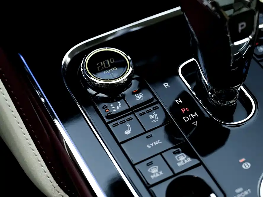 Bentley Flying Spur — миниатюра 21