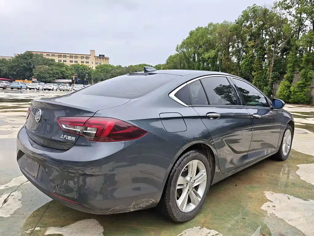 Buick Regal — миниатюра 9