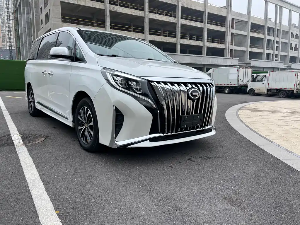GAC TRUMPCHI M8