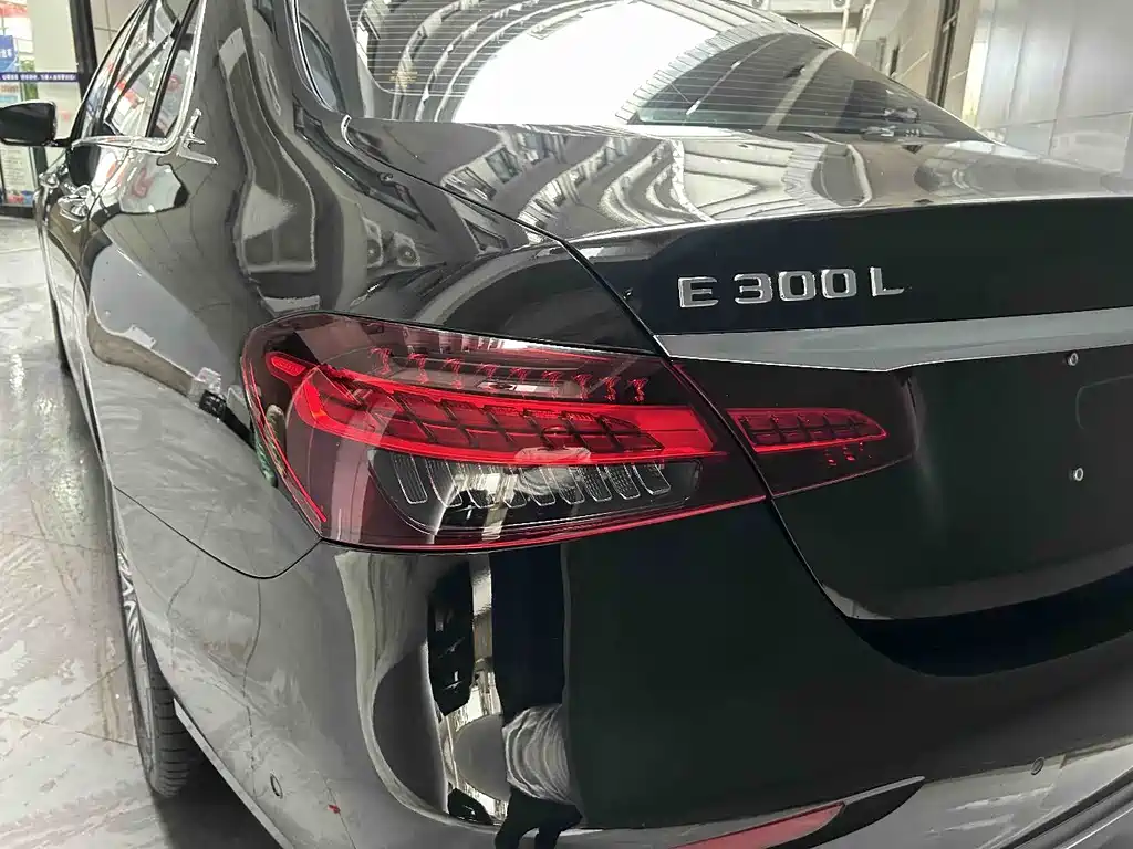 Mercedes-Benz E-Class E 2023 E 300 L Fashion