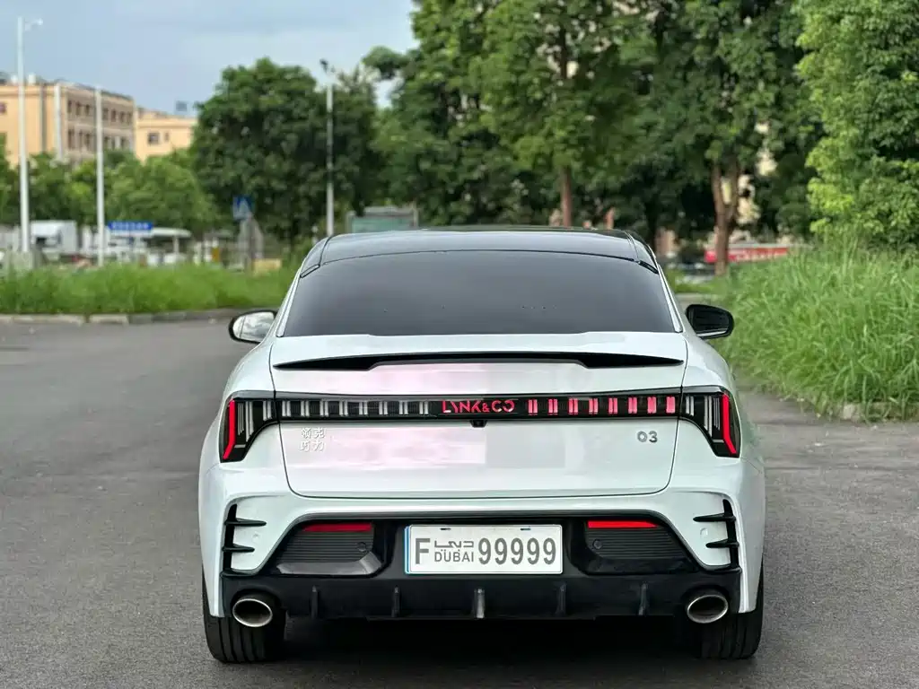 Lynk & Co 03 — миниатюра 8