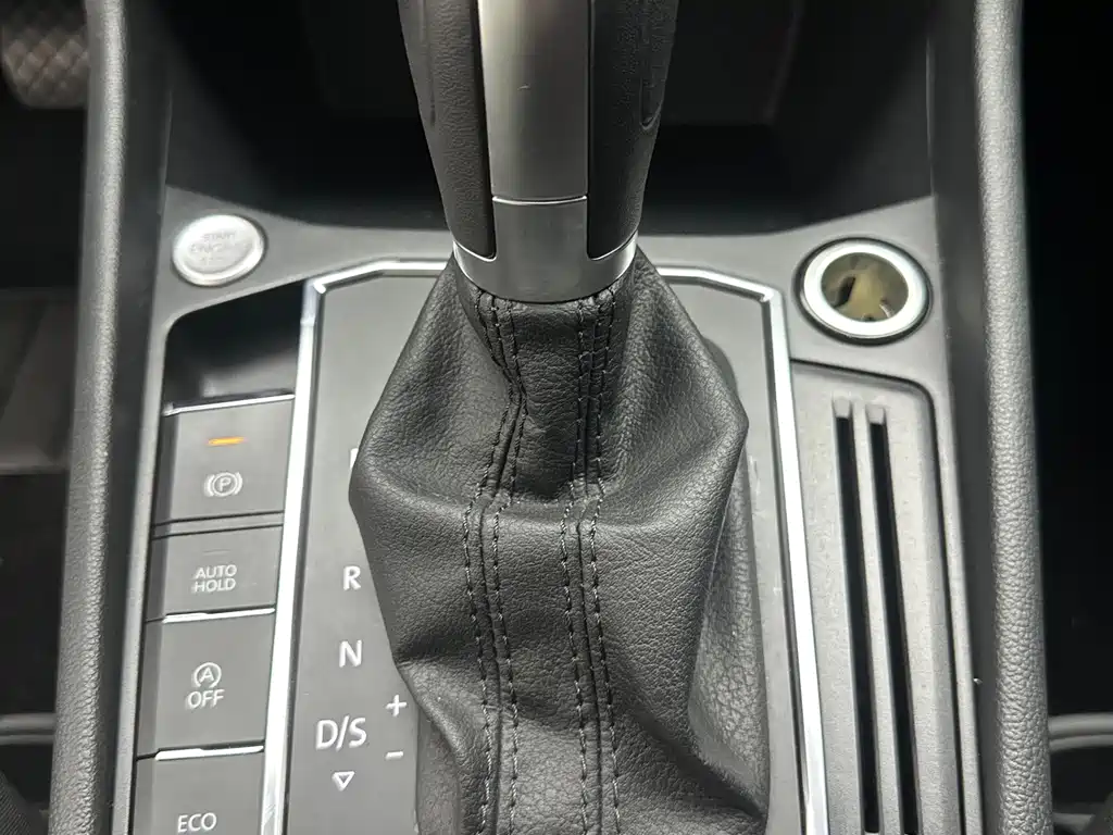Volkswagen Lavida — миниатюра 14