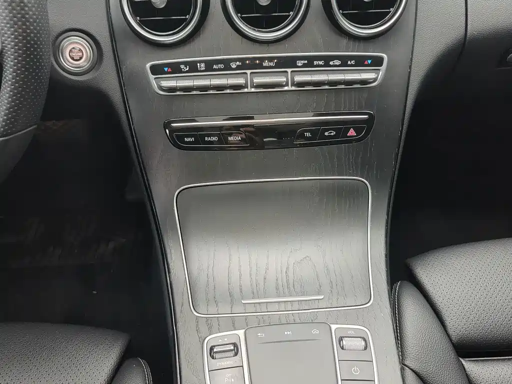 Mercedes-Benz C-Class — миниатюра 12