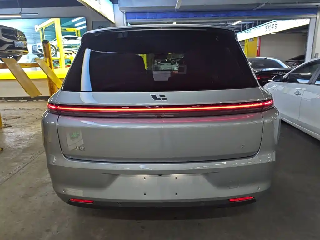 Li Auto Li L8 — миниатюра 6