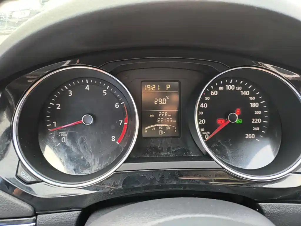 Volkswagen Sagitar — миниатюра 12