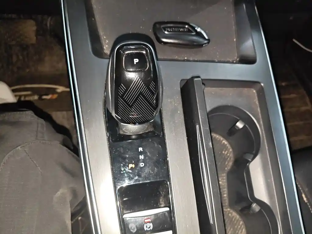 Roewe RX5 MAX — миниатюра 10