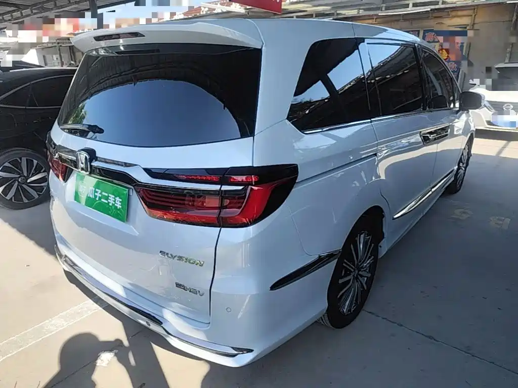 Honda Elysion — миниатюра 7