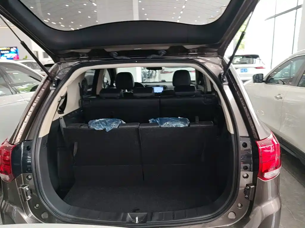 Mitsubishi Outlander — миниатюра 19