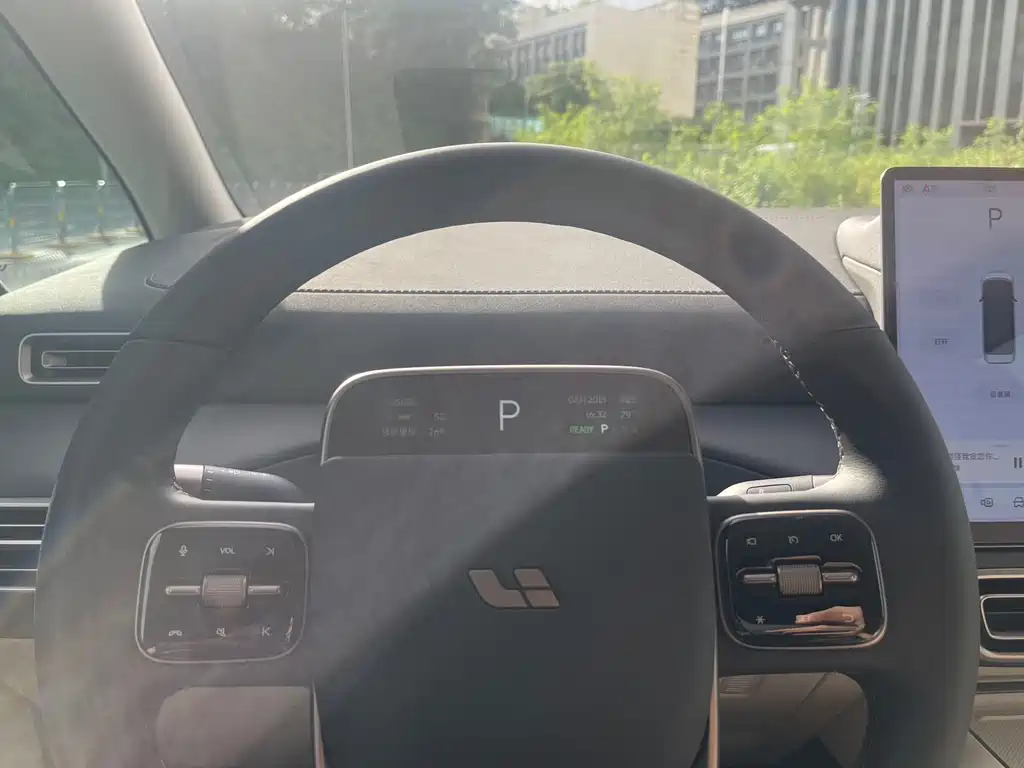 Li Auto Li MEGA — миниатюра 8