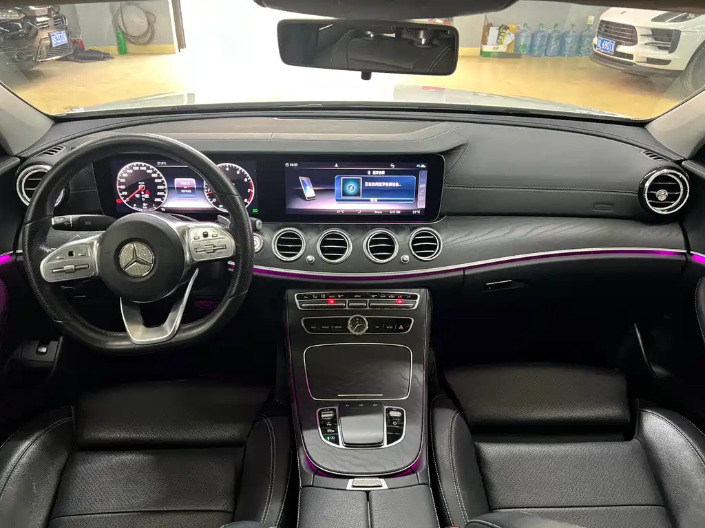 MERCEDES-BENZ E CLASS