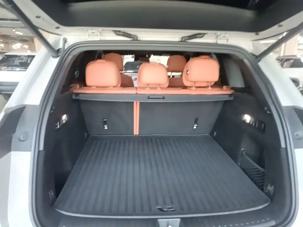 Li Auto Li L6 — миниатюра 19