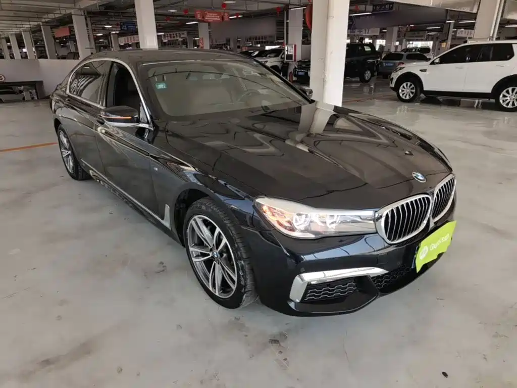 BMW 7 Series — миниатюра 4