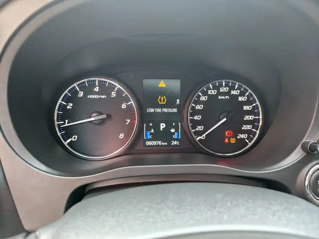 Mitsubishi Outlander — миниатюра 10