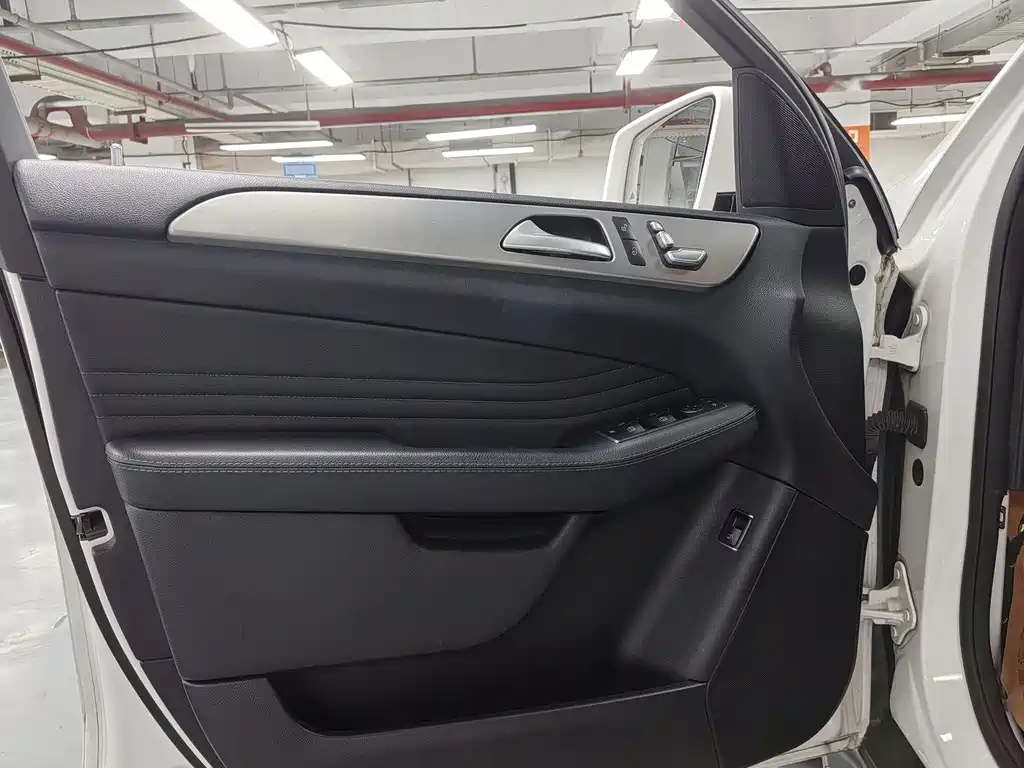 Mercedes-Benz GLE Coupe — миниатюра 8