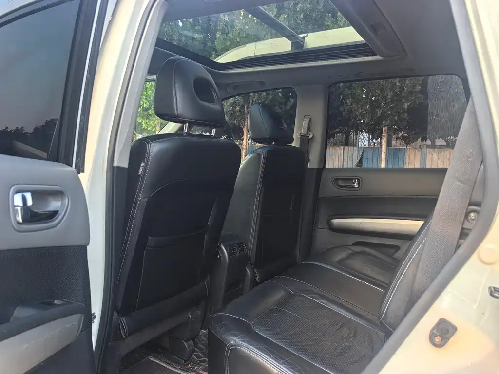 Nissan X-Trail — миниатюра 6