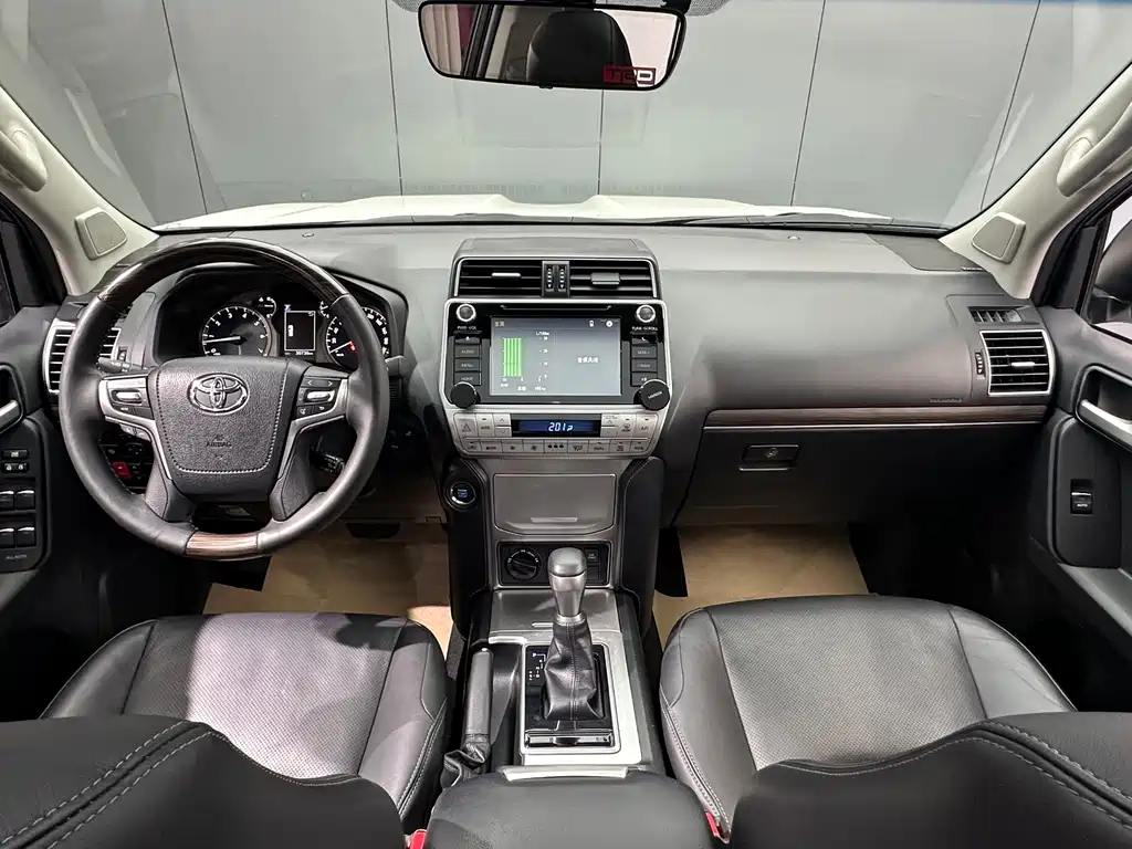 Toyota Prado — миниатюра 22