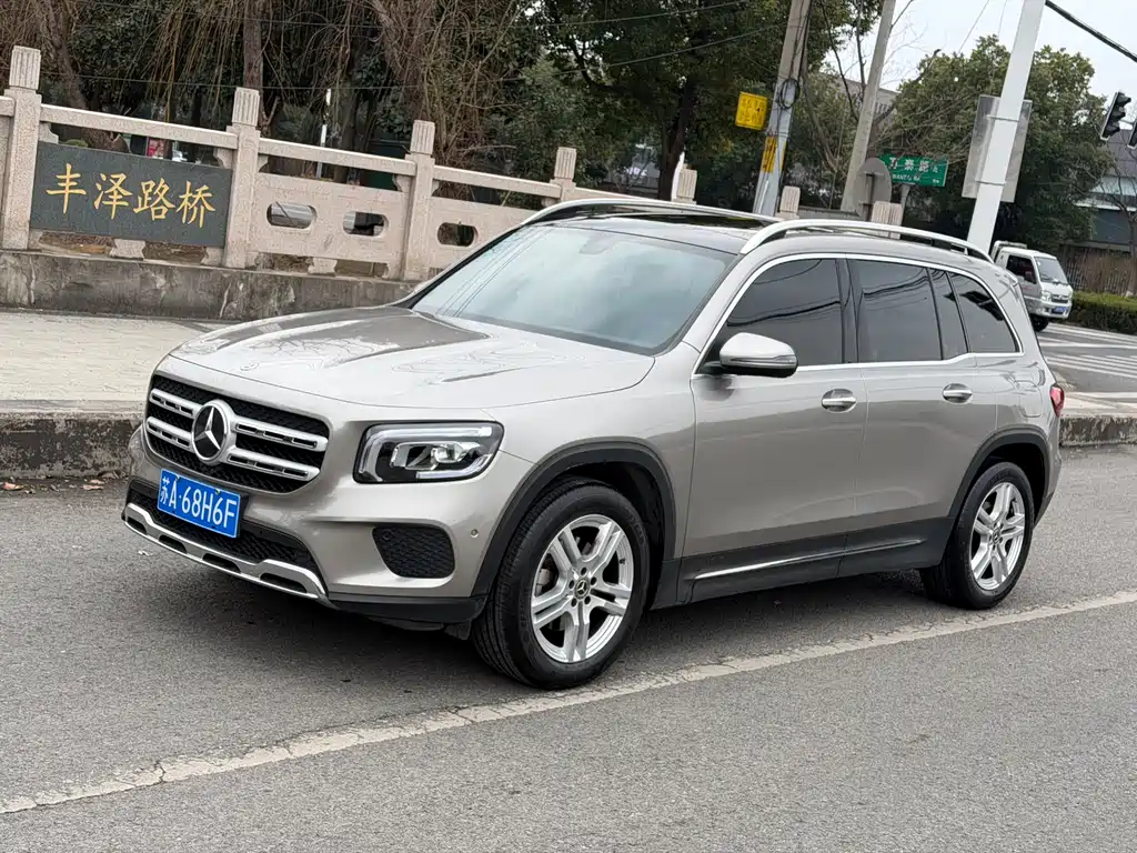 Mercedes-Benz GLB 2020