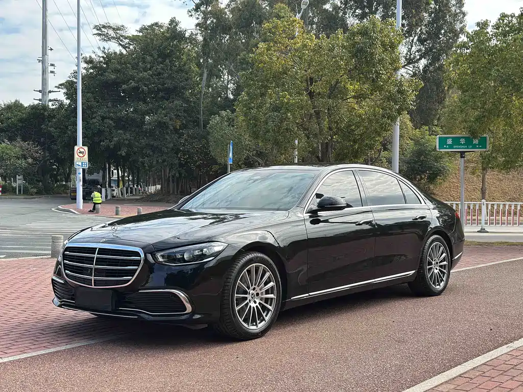 Mercedes-Benz S-Class 2023