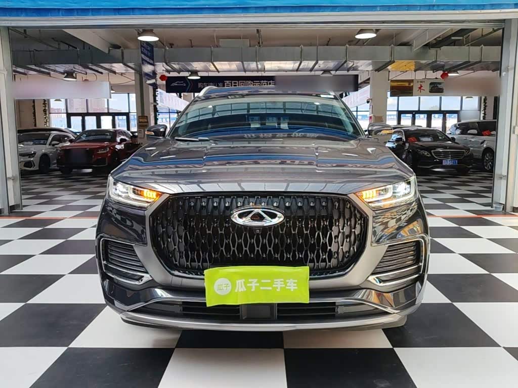 CHERY Tiggo 8 1.5 л 2025 г. Серебристо-серый, пробег 21400 км