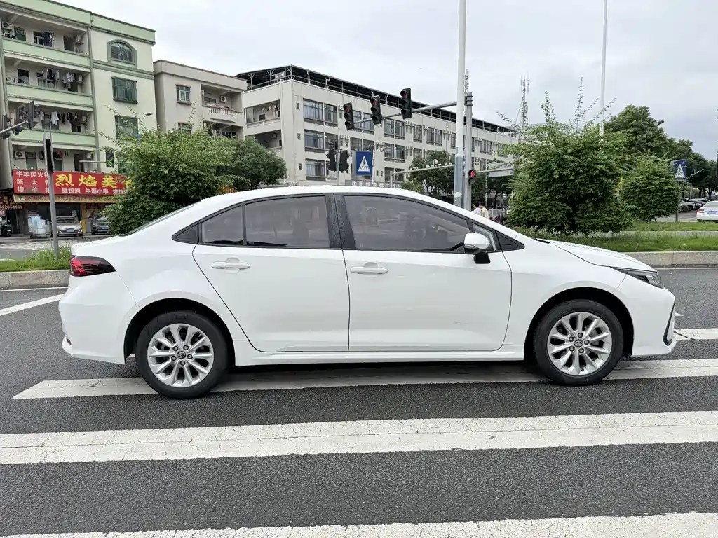 Toyota Corolla — миниатюра 21