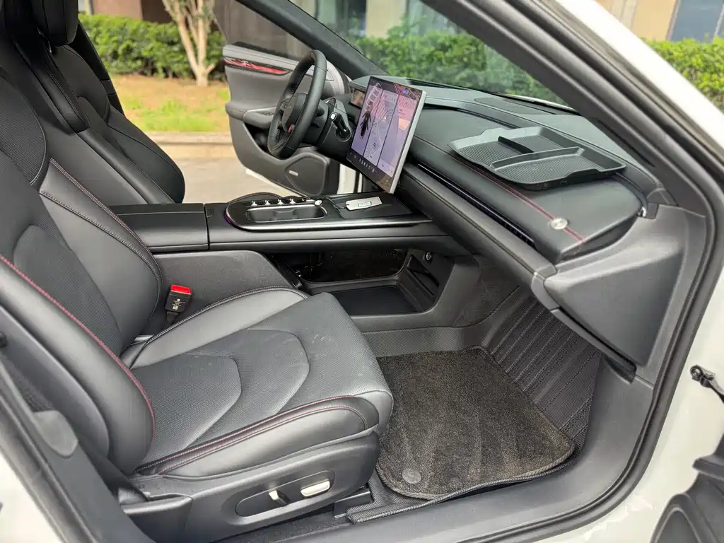 Xiaomi SU7 2024 Smart Drive Max