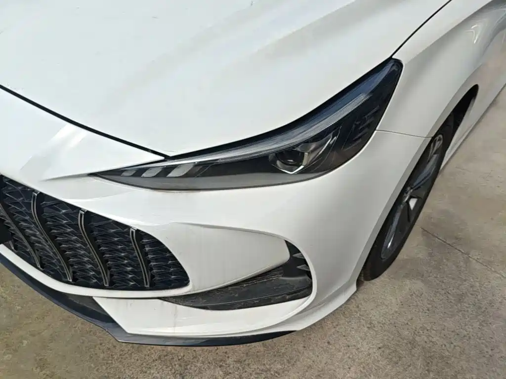 MG MG5 — миниатюра 24