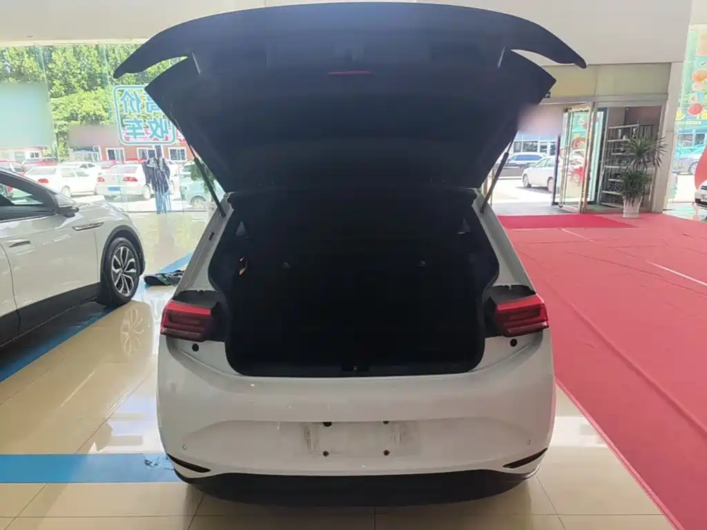 Volkswagen ID.3 — миниатюра 19