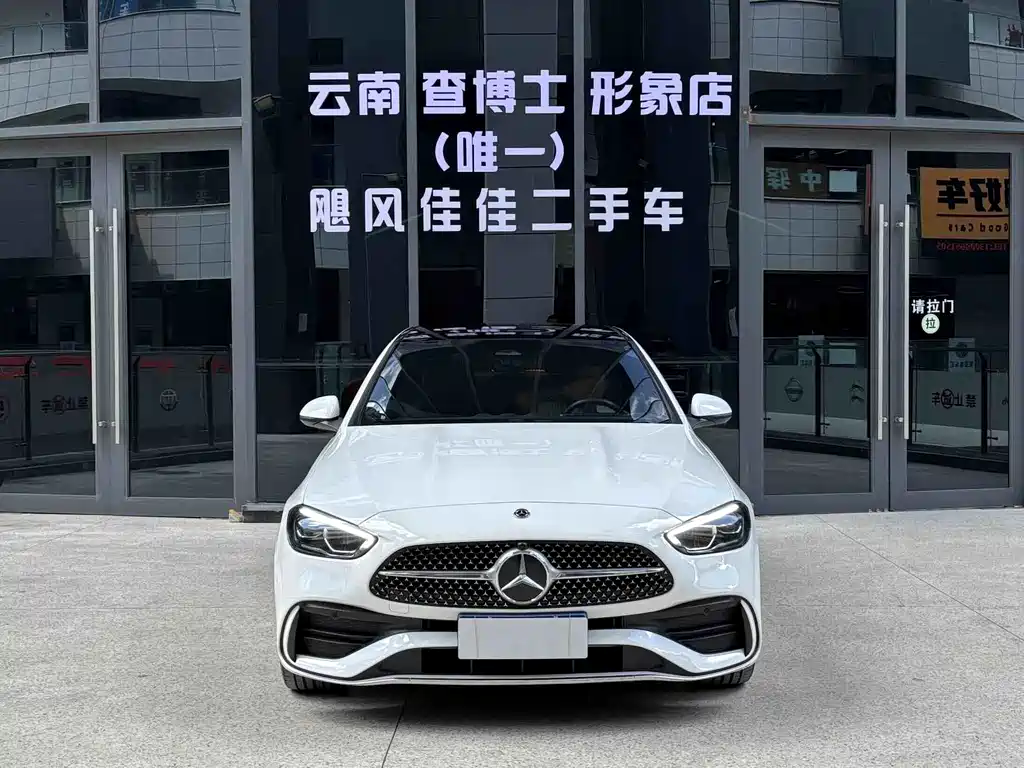 Mercedes-Benz C-Class — миниатюра 2