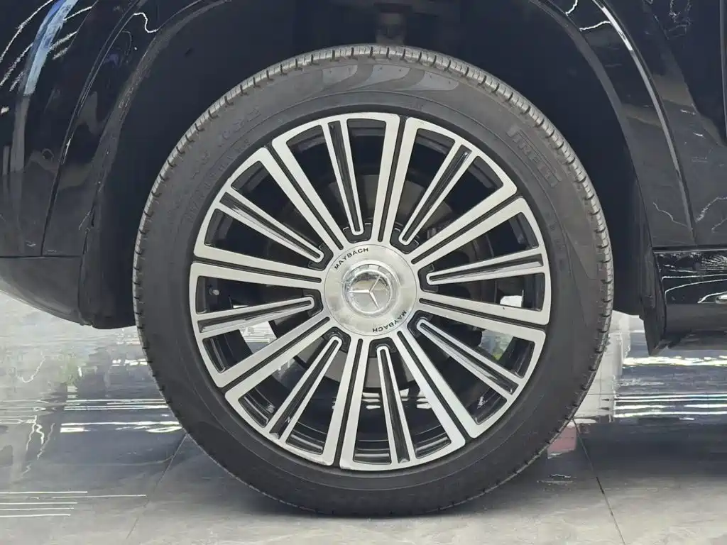 Mercedes-Benz GLS — миниатюра 4