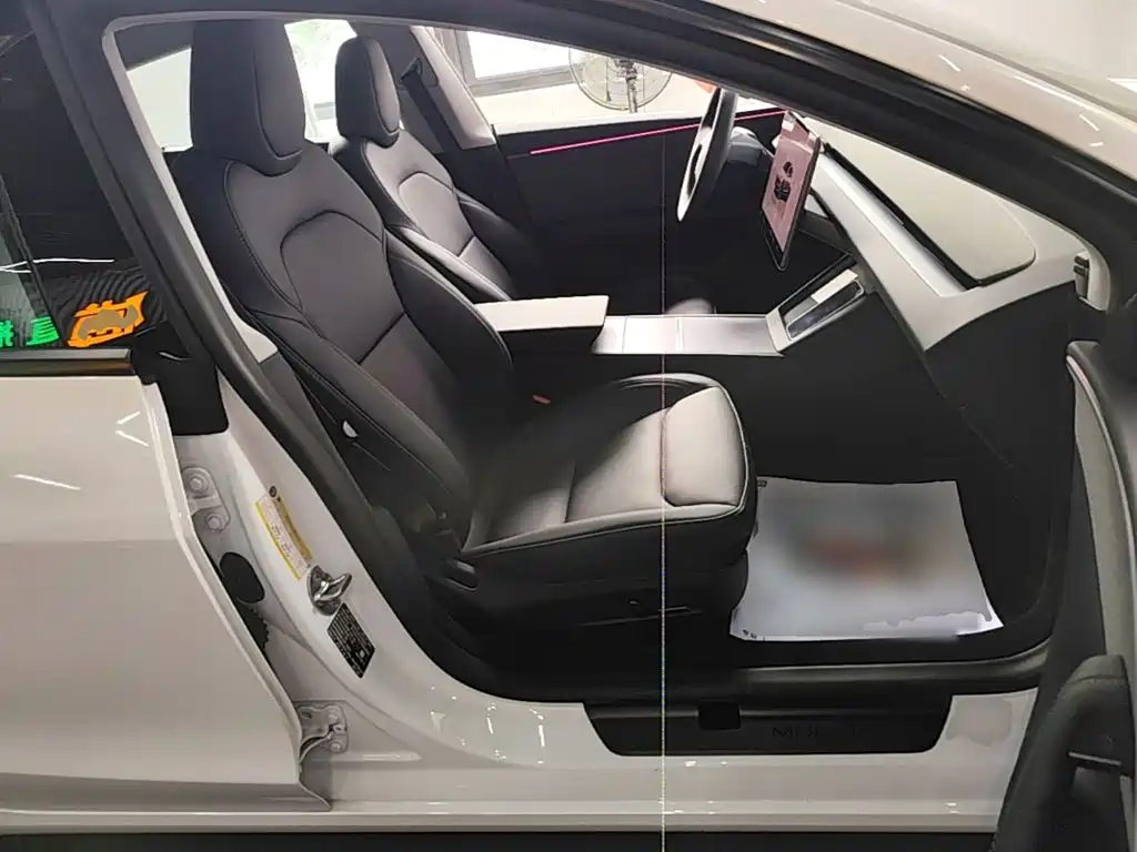 Tesla Model 3 — миниатюра 25