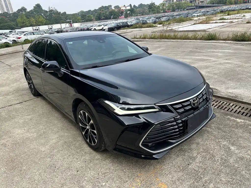 Toyota Avalon — миниатюра 2