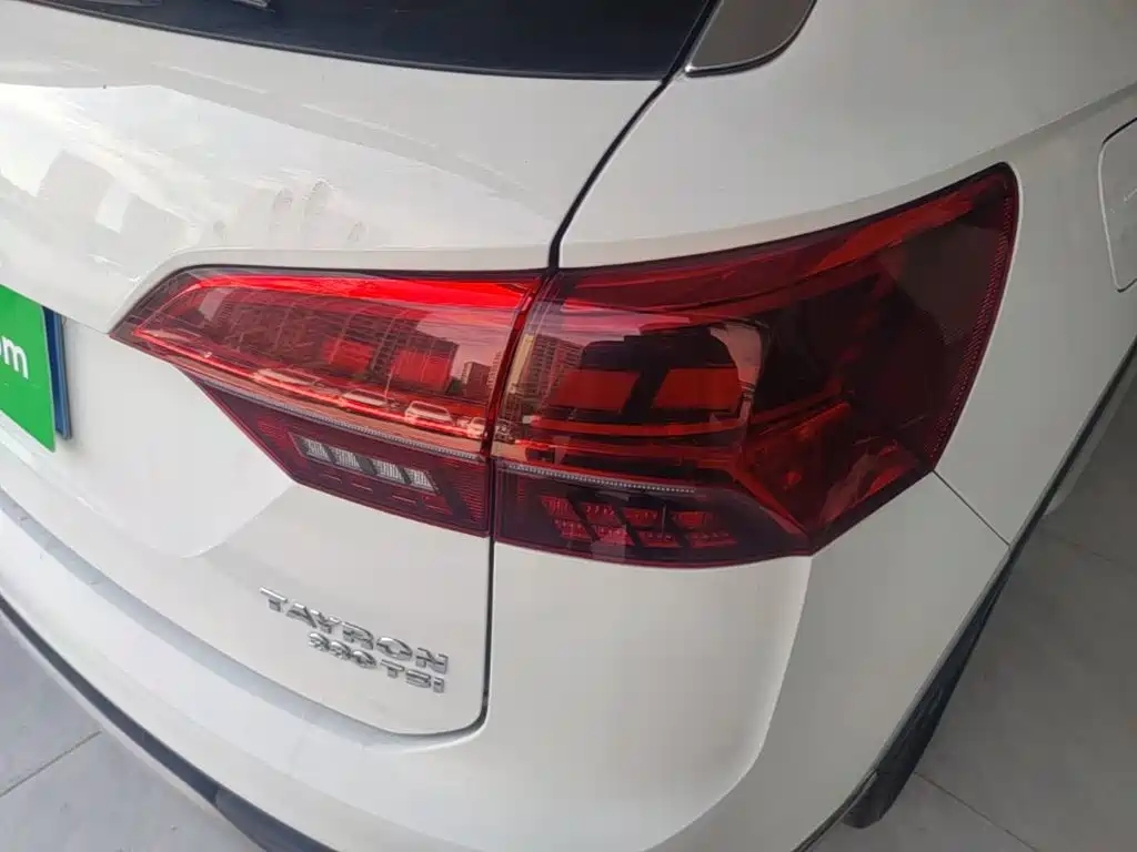 Volkswagen Tayron 2019 330TSI Luxury VI