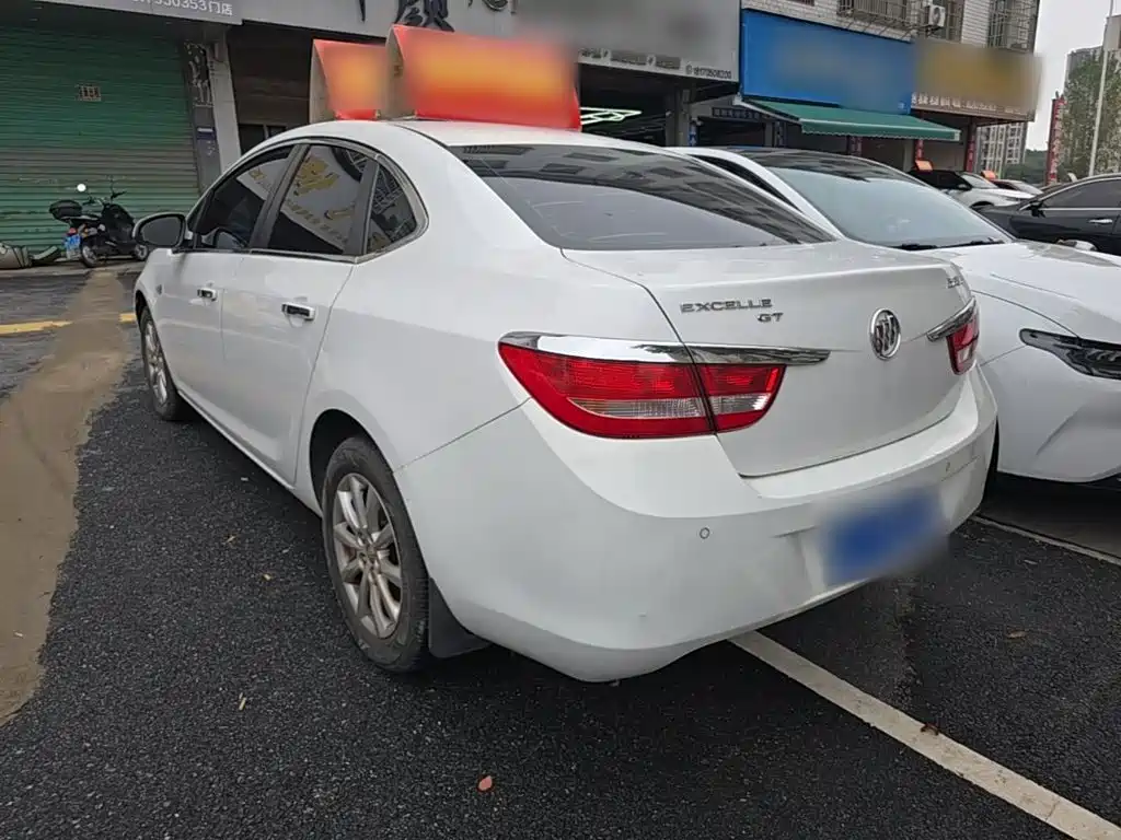 Buick Excelle — миниатюра 5