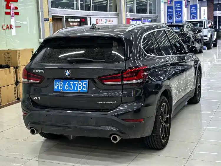 BMW X1 — миниатюра 4