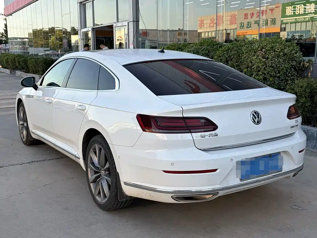 Volkswagen CC — миниатюра 7