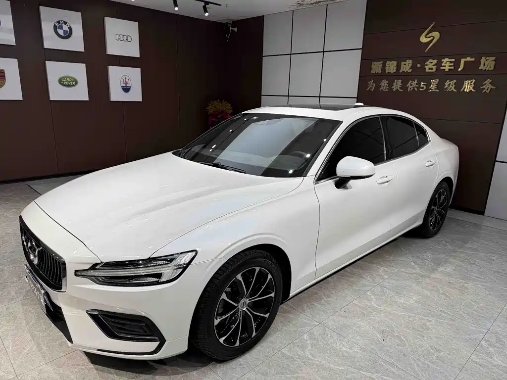 Volvo S60 2021