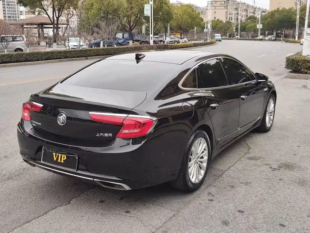 Buick LaCrosse 2018 28T Luxury
