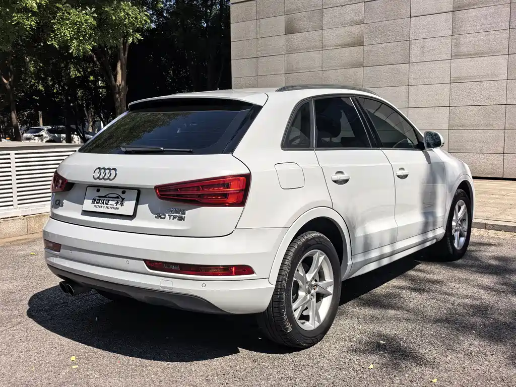 Audi Q3 — миниатюра 6