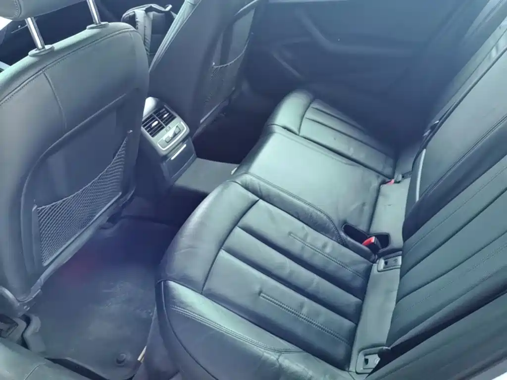 Audi A4L — миниатюра 17
