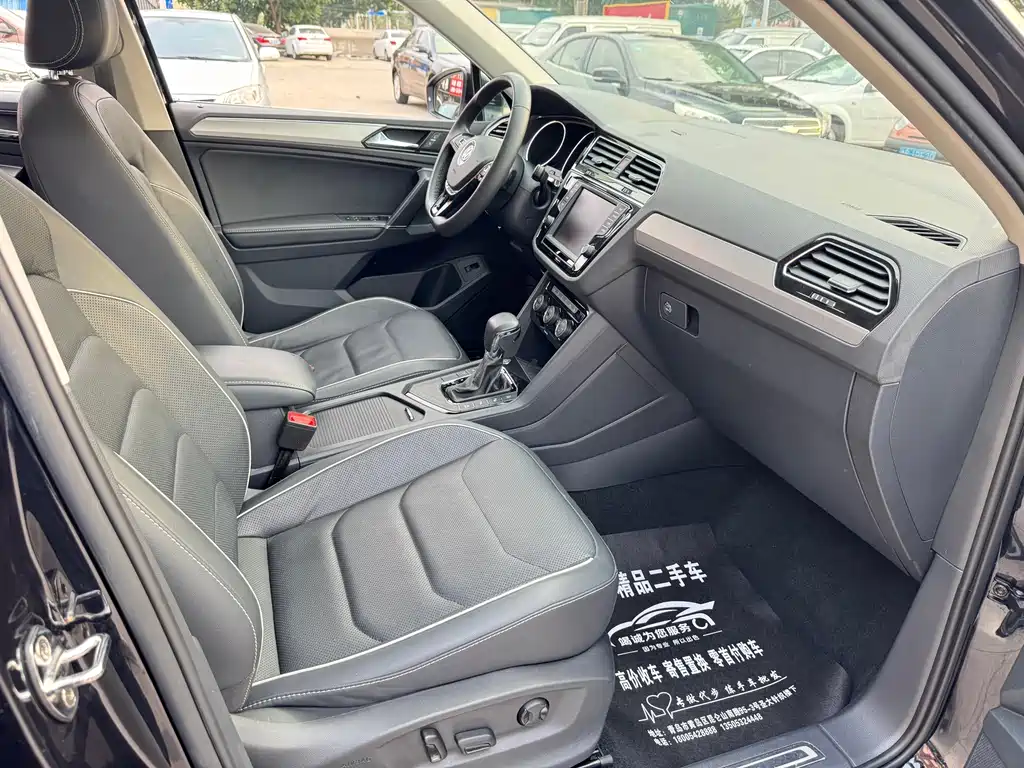 Volkswagen Tiguan L — миниатюра 9