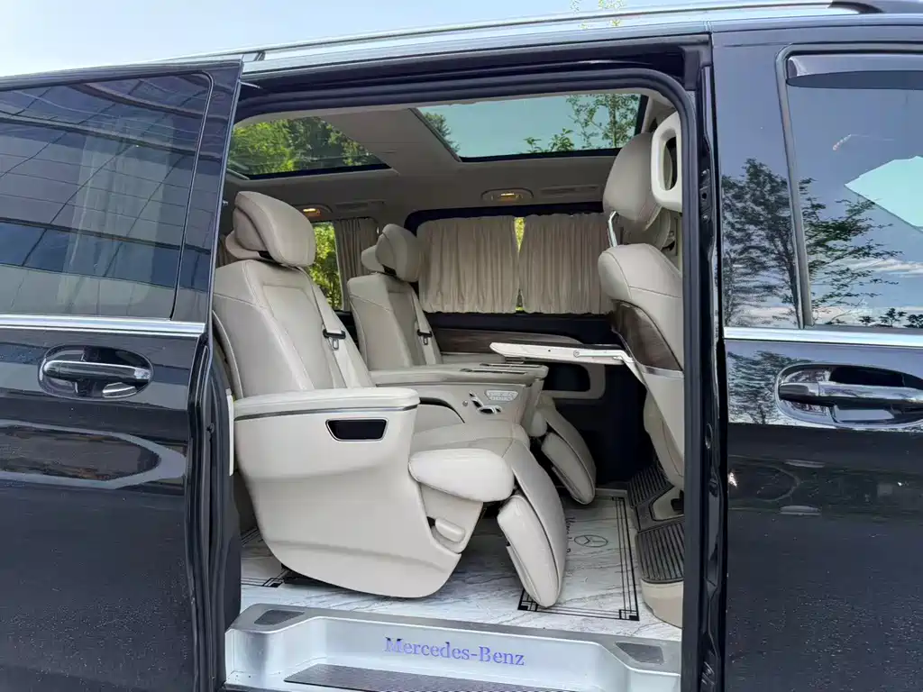 Mercedes-Benz V-Class V 2022 V 260 Luxury