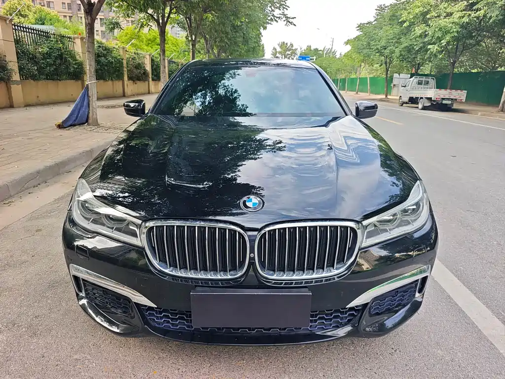 BMW 7 Series 7 2018 740Li Lead M Sport