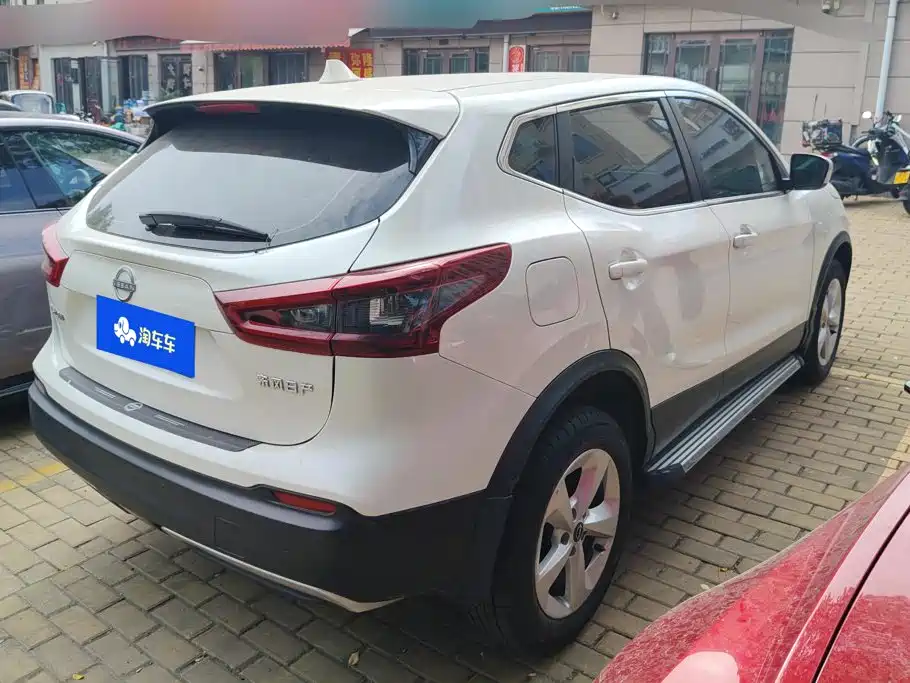 Nissan Qashqai — миниатюра 3