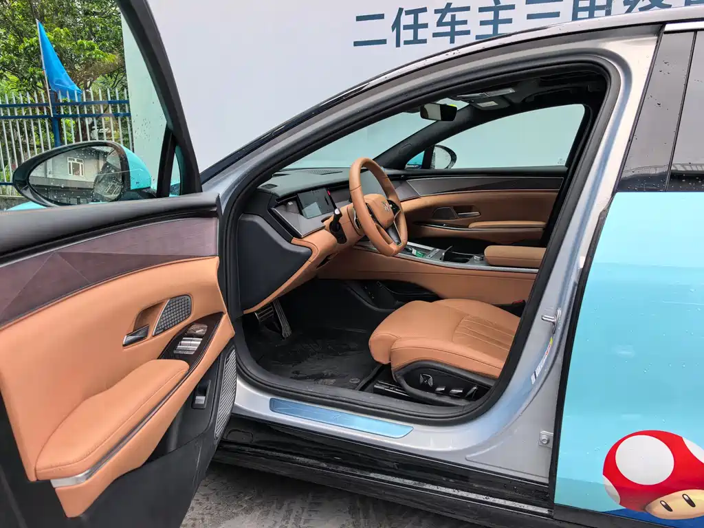 BYD Han L 2025 EV Flagship