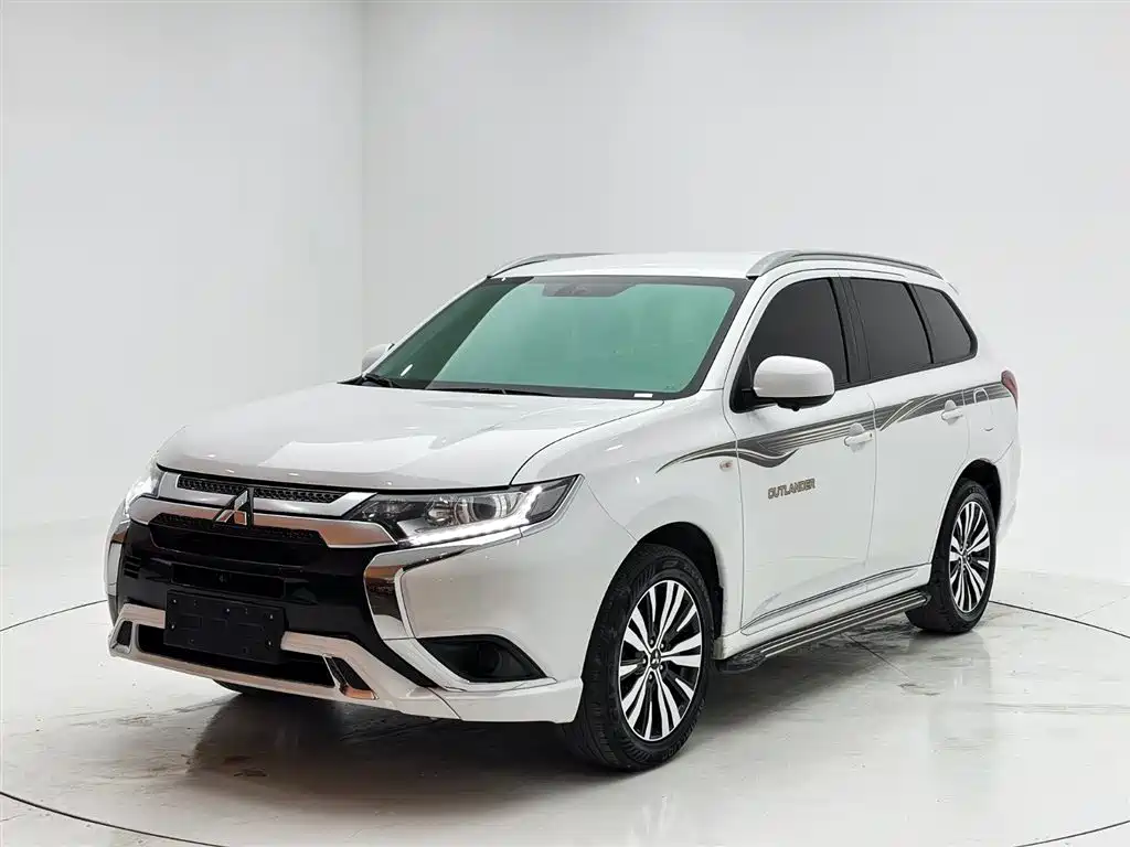 Mitsubishi Outlander 2022