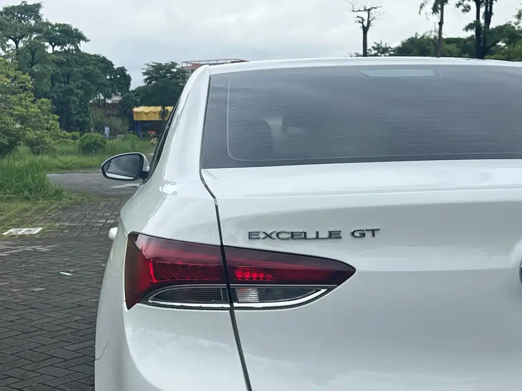 Buick Excelle — миниатюра 19