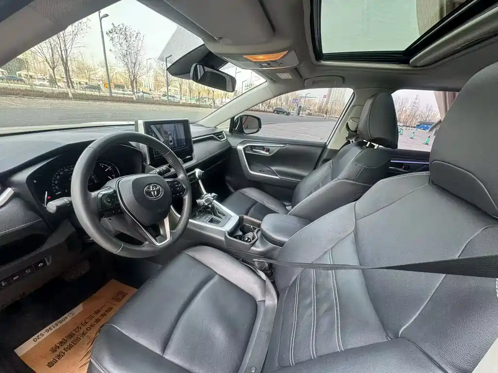 TOYOTA RAV4 RONGFANG