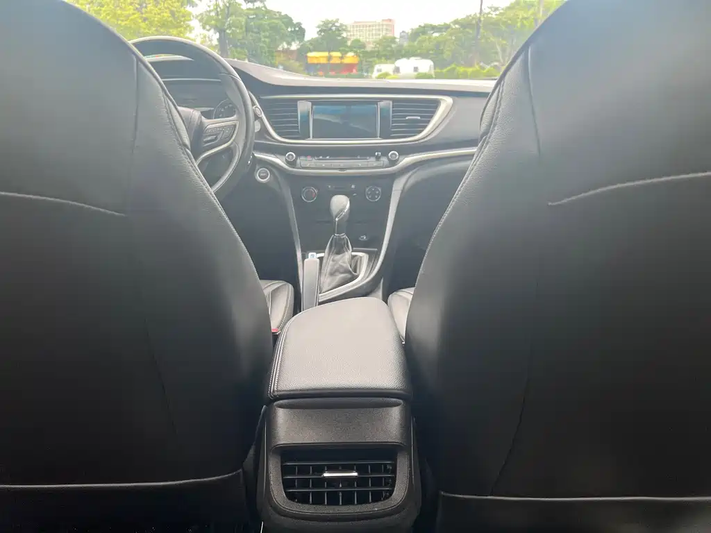 Buick Excelle — миниатюра 13