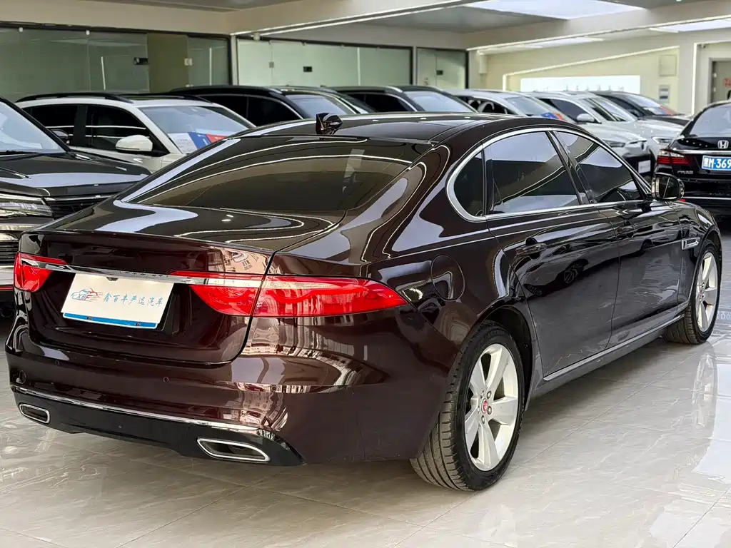 Jaguar XFL 2021 XFL 2.0T P200 Elite Luxury